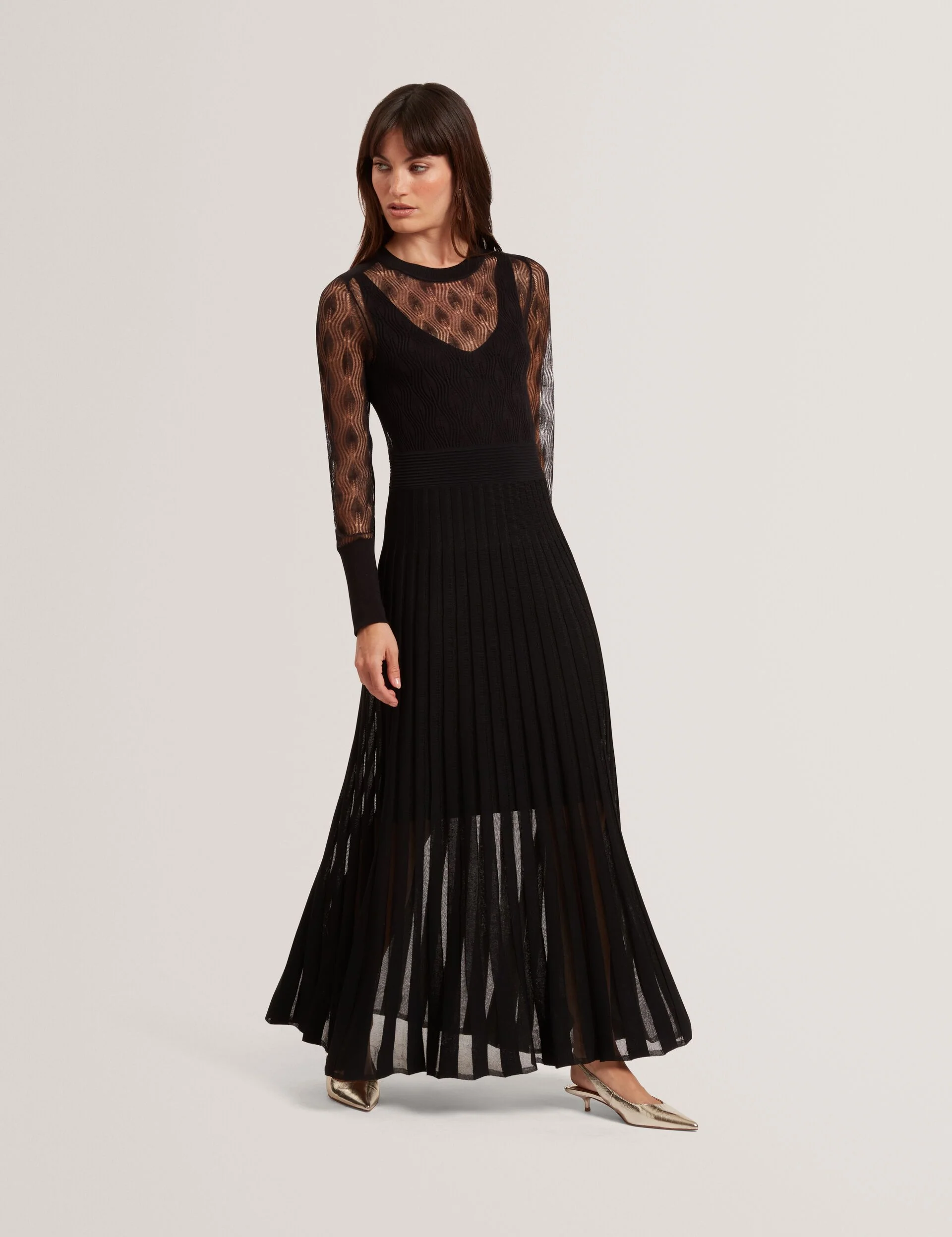 TIIMARA | BLACK