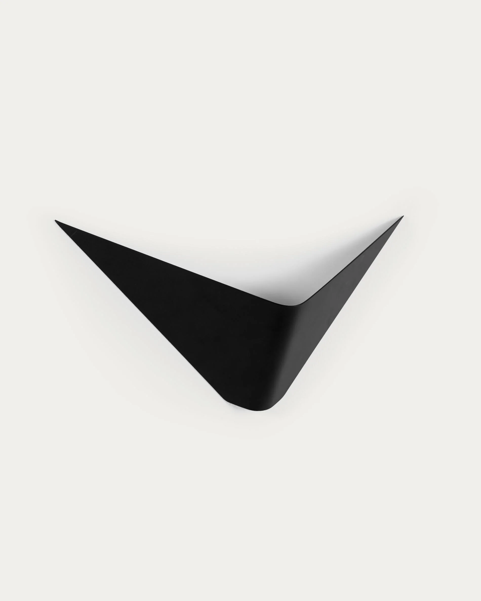 Ginebra wall lamp in black