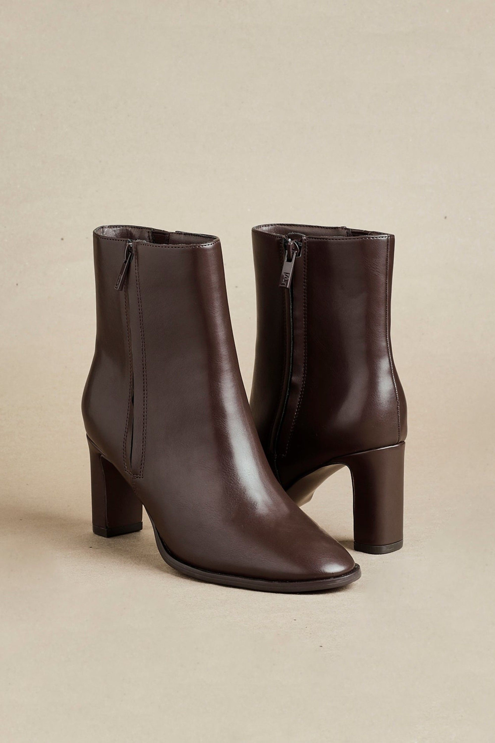 Linzi Jonas Brown Faux Leather Block Heel Ankle Boot
