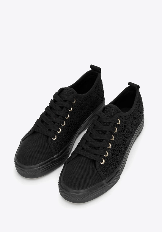 Damskie sneakersy ażurowe czarne