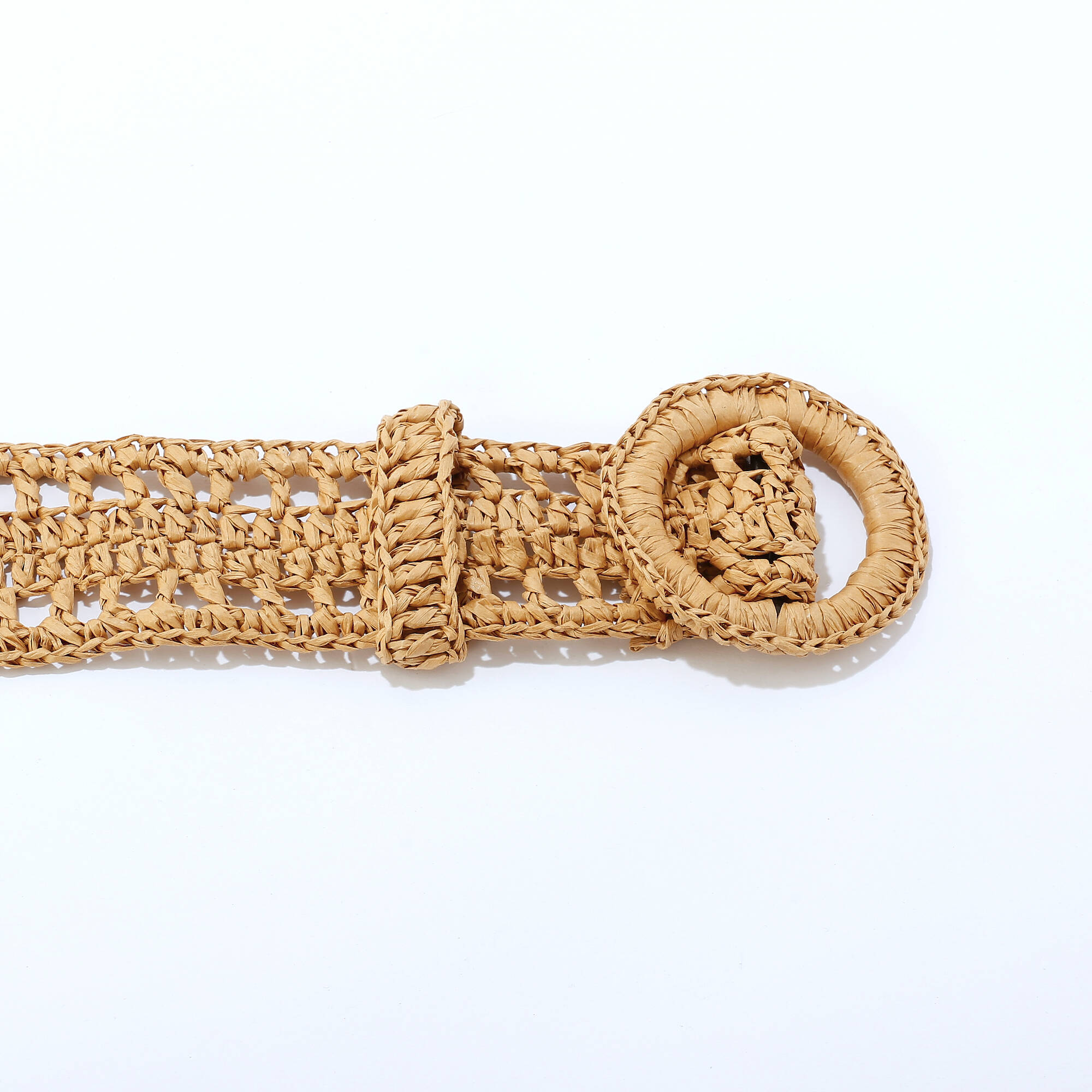 Ceinture en raphia, boucle ronde