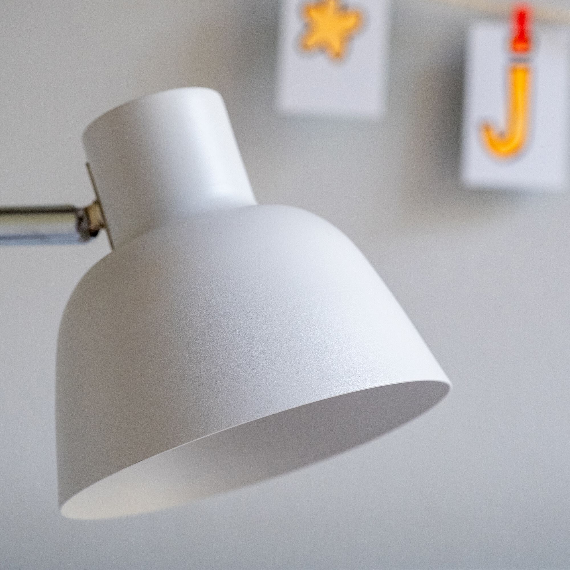 LILA - Lampe à poser électrifiée en bois et métal D41,5cm - blanc