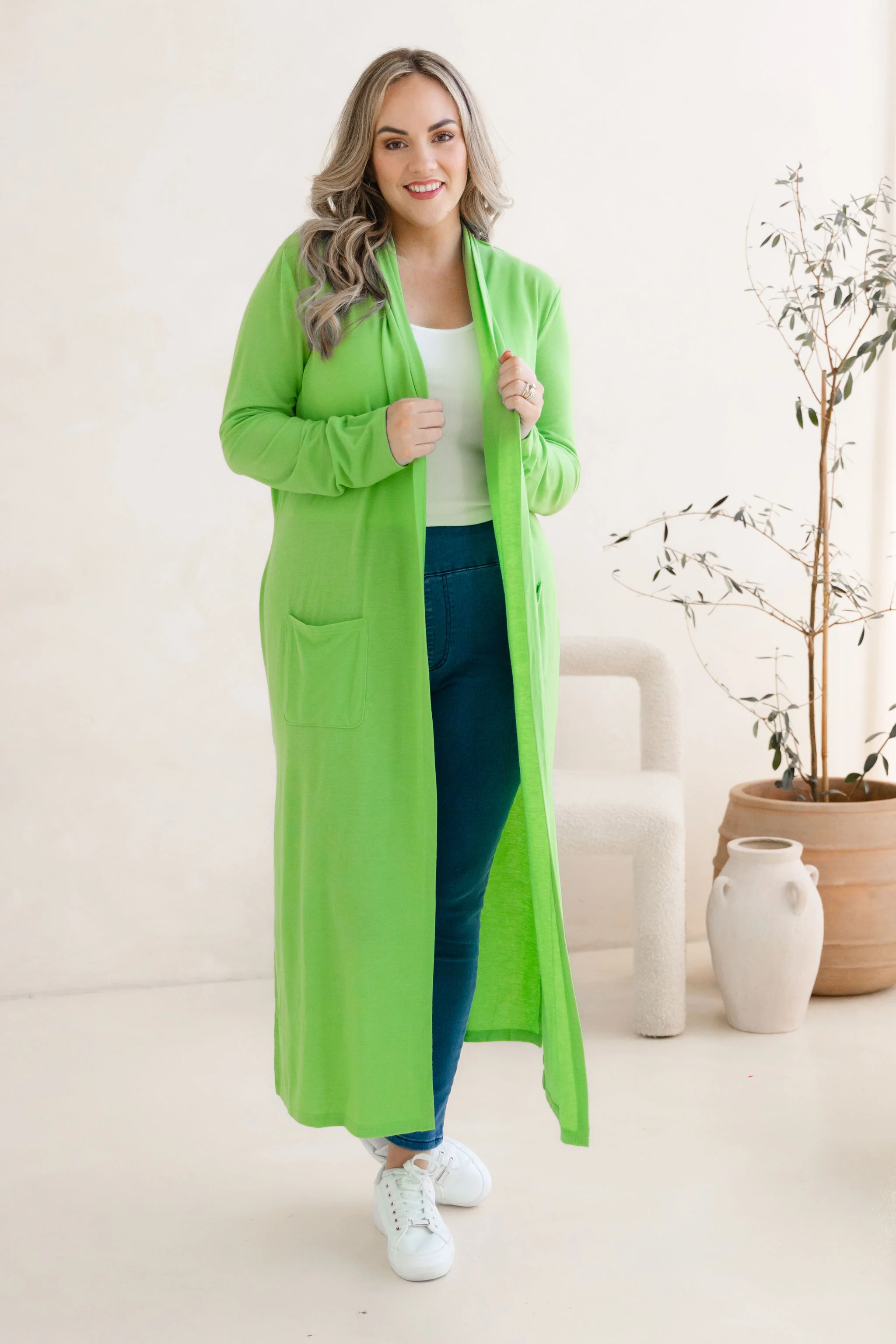 Jane Cardi Maxi Length in Apple