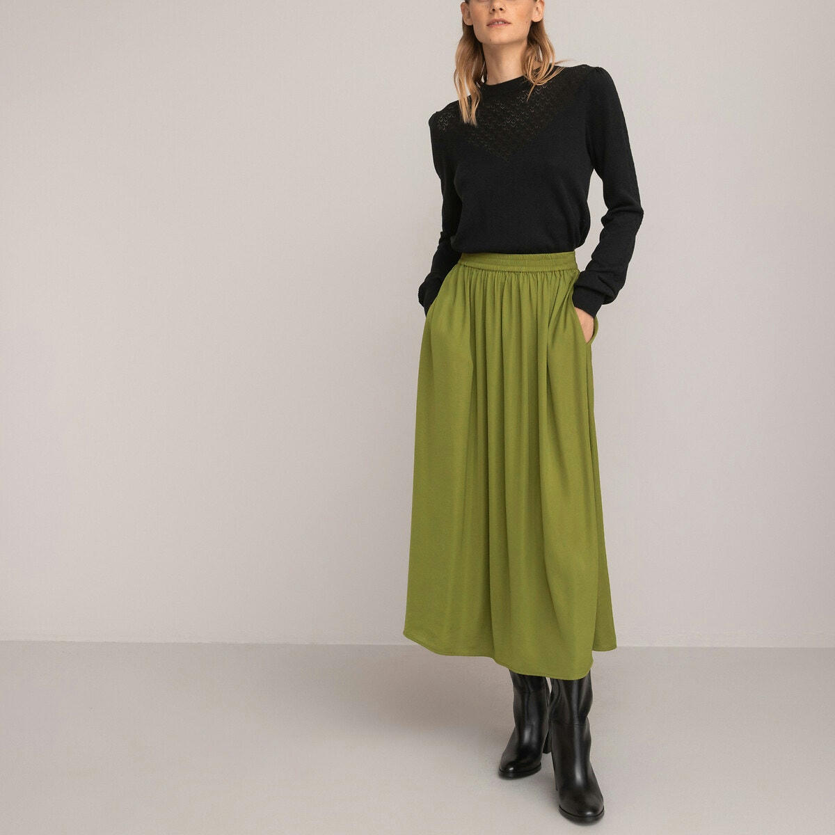 Pull col rond, maille pointelle