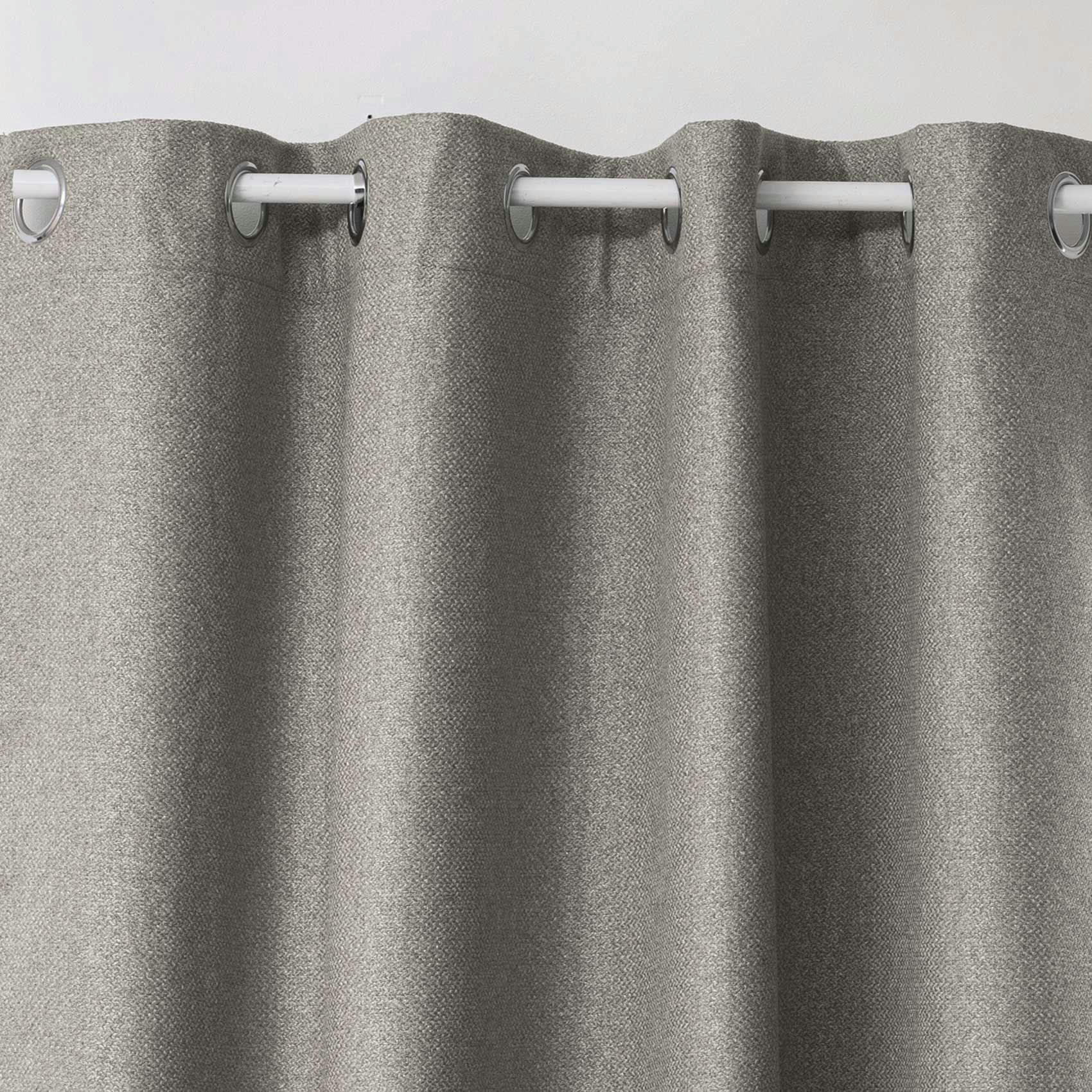 - Rideau uni isolant et occultant