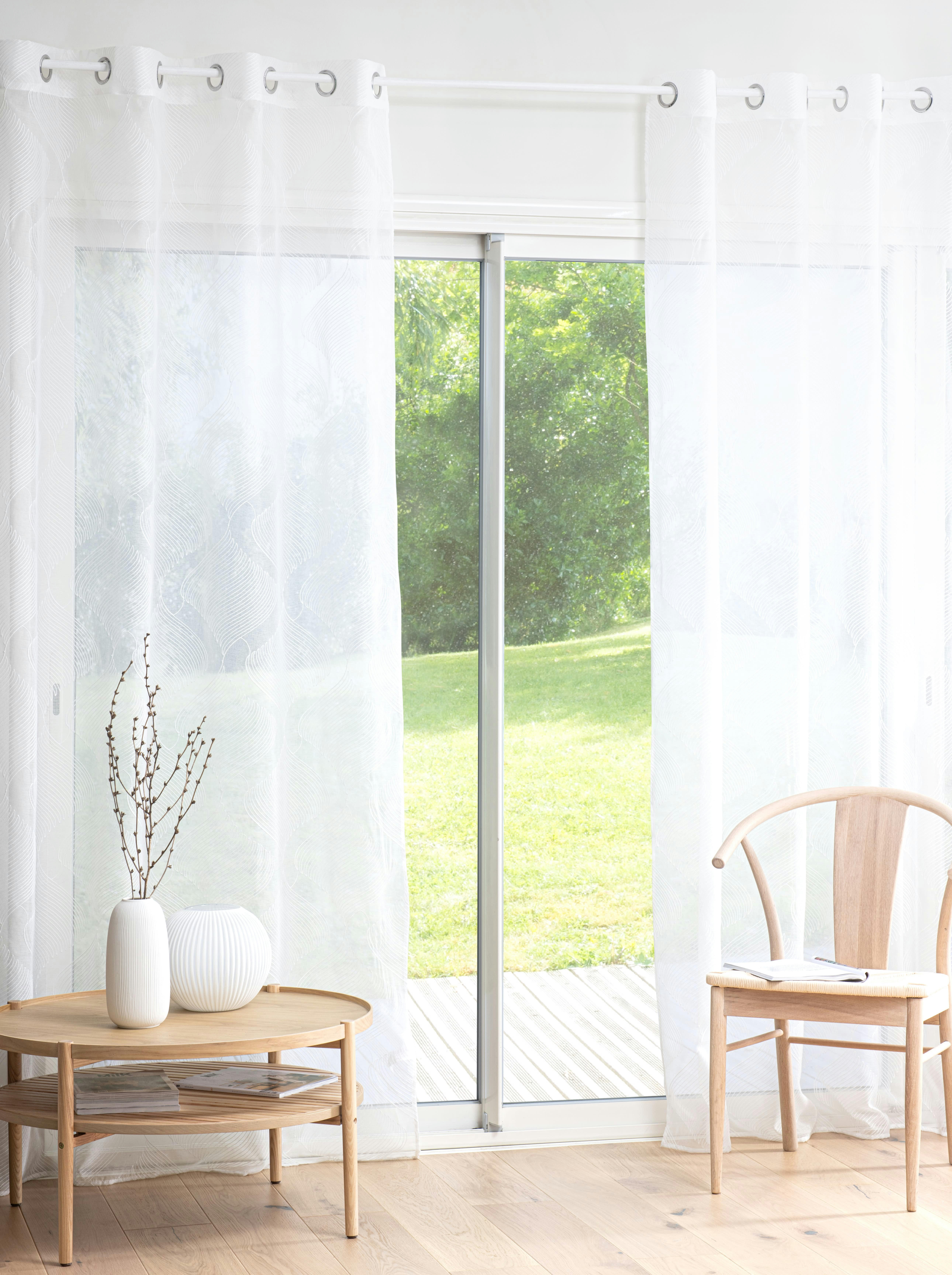 - Rideau voilage à œillets beige à motifs à l