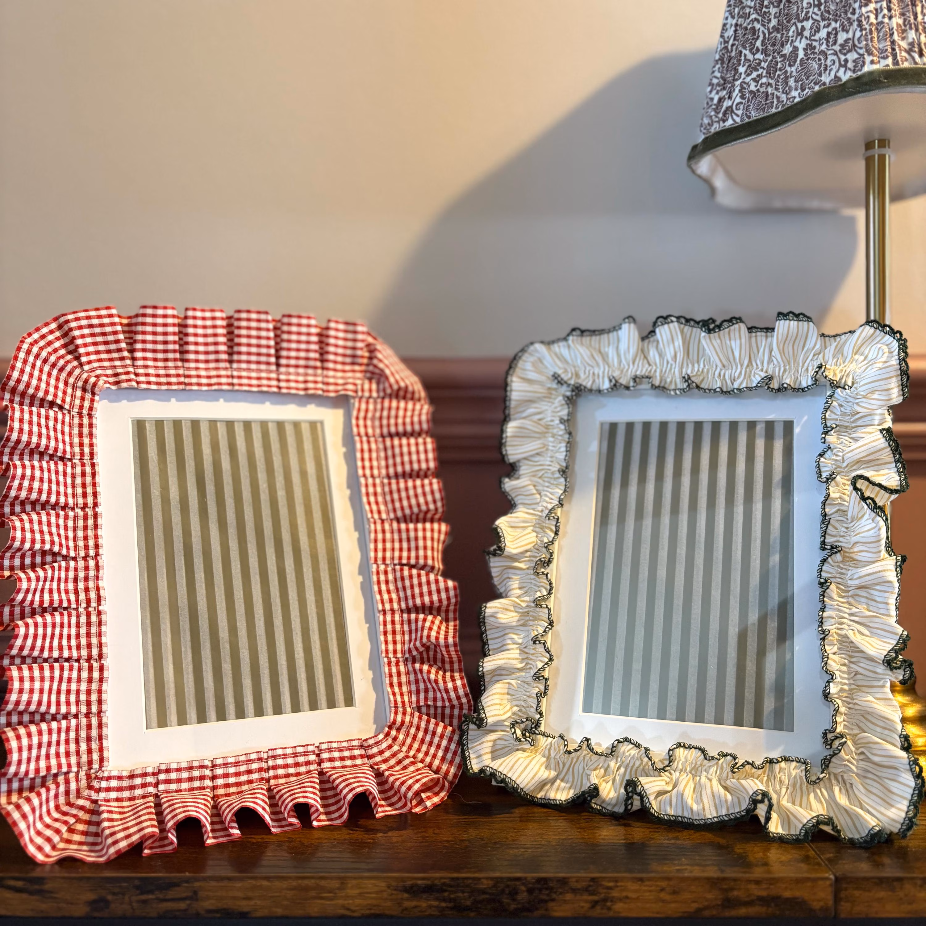 Ruffle Ribbon Photo Frame, Decorative Wooden Picture Frame, Cottagecore Desk Frame, Bow Frame, 6x4 7x5 Gift