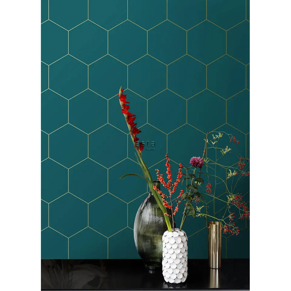 ESTAhome behang hexagon petrolblauw en goud - 53 cm x 10.05 m