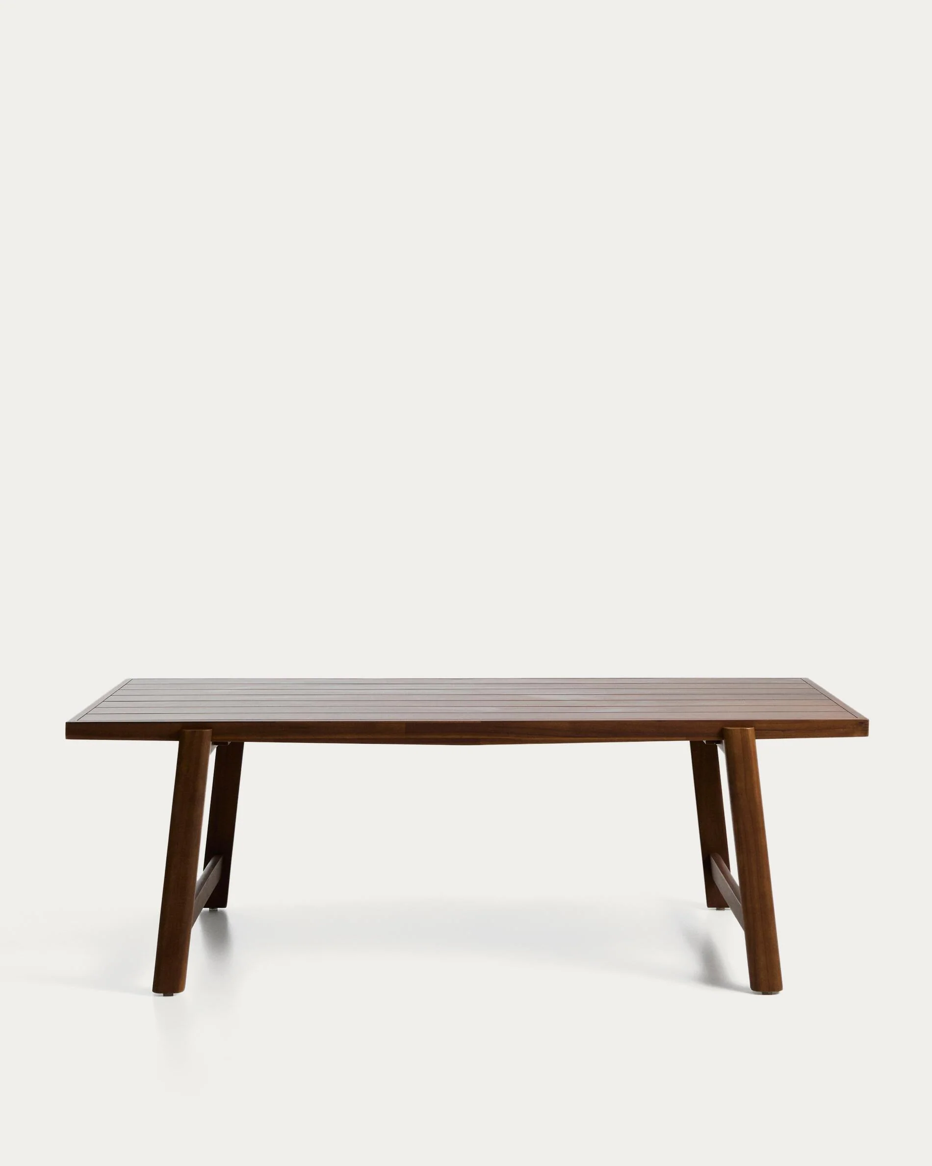 Itani outdoor table in solid acacia wood 240 x 100cm FSC 100%