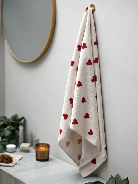 Badehåndklæde HJERTER 70x140