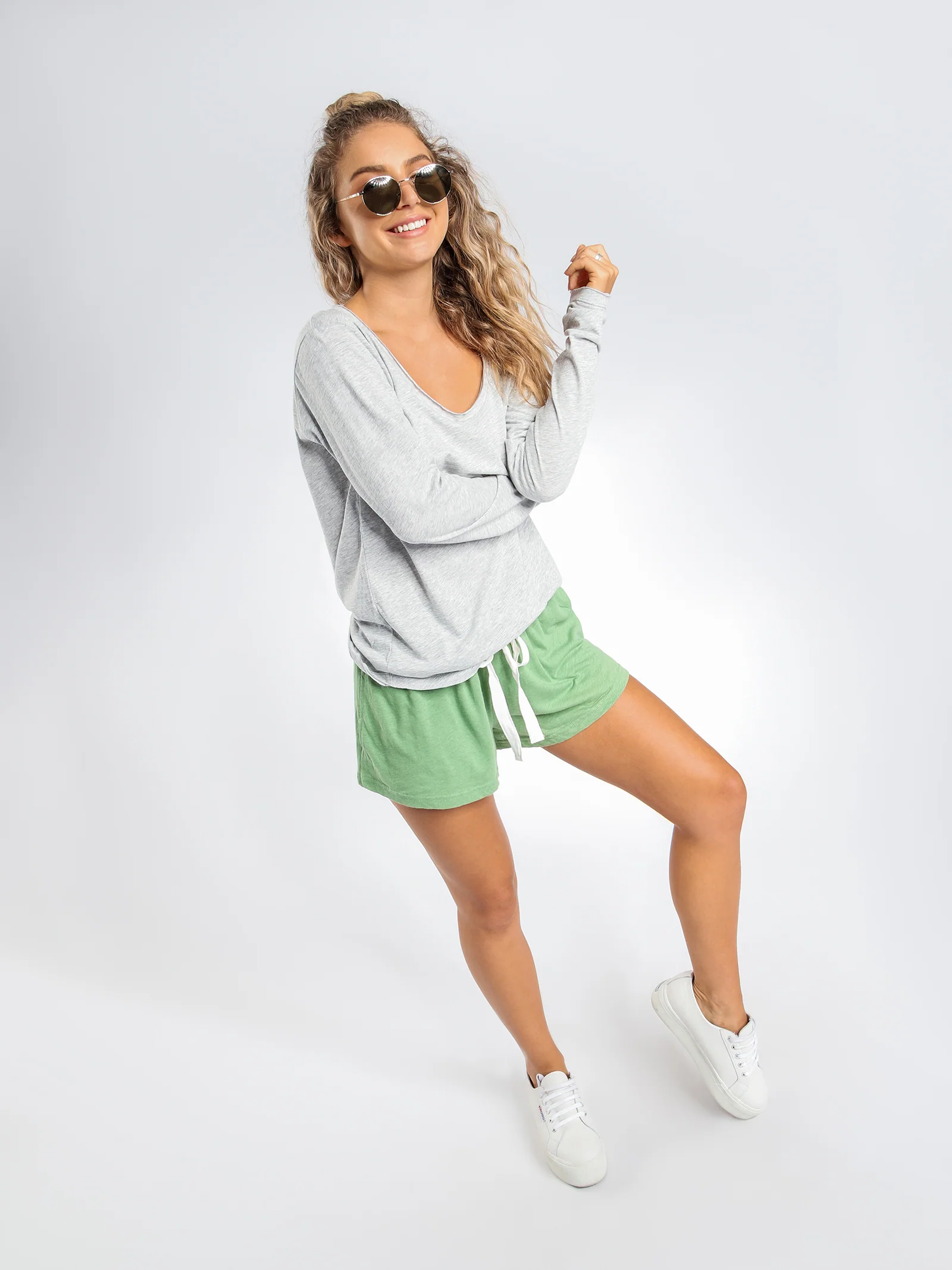 Quinn Scoop Neck Long Sleeve T-Shirt