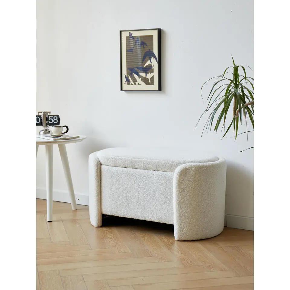 Bank met opbergruimte in witte lussen