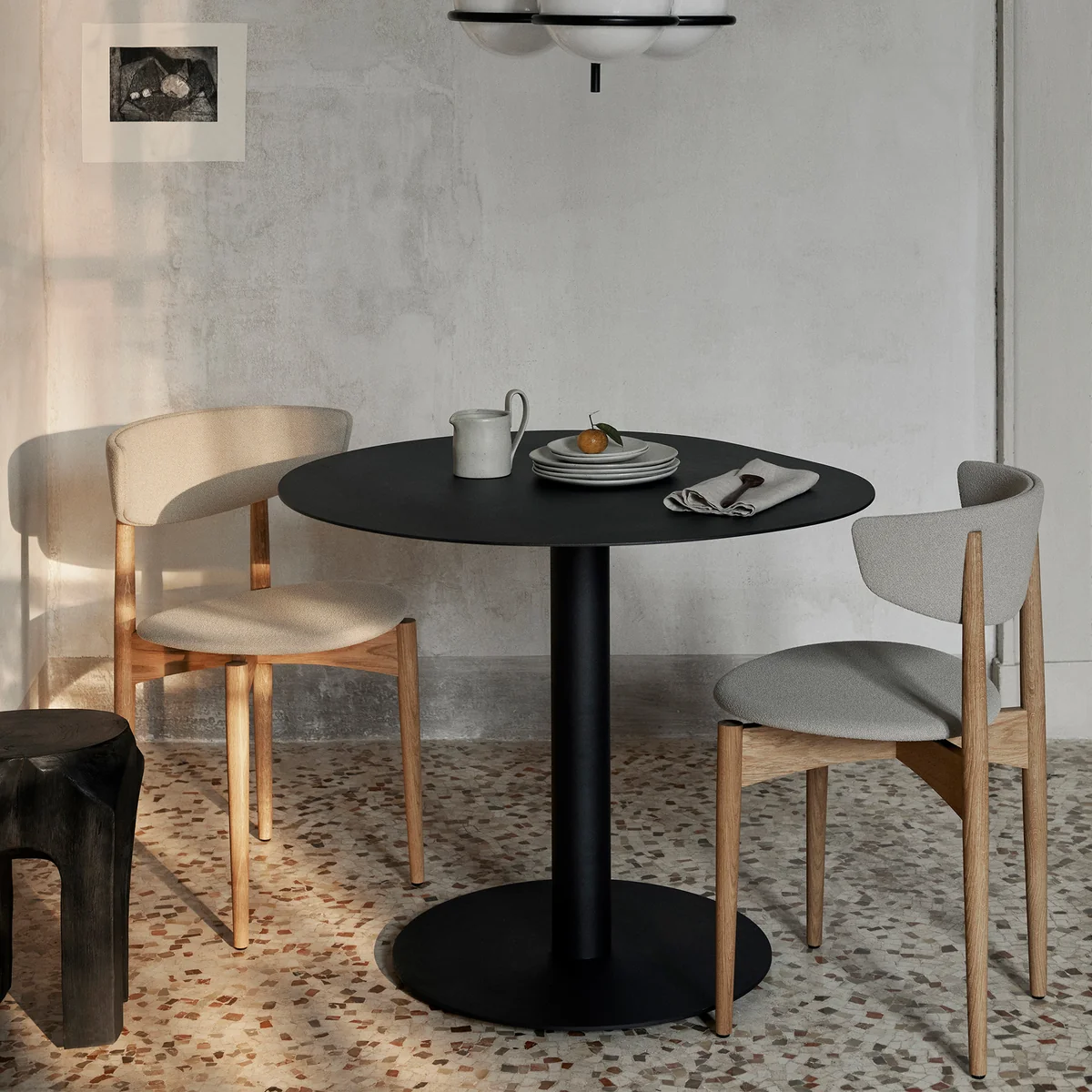 Ferm Living - Pond Dining Table, H 72 x Ø 88 cm, schwarz