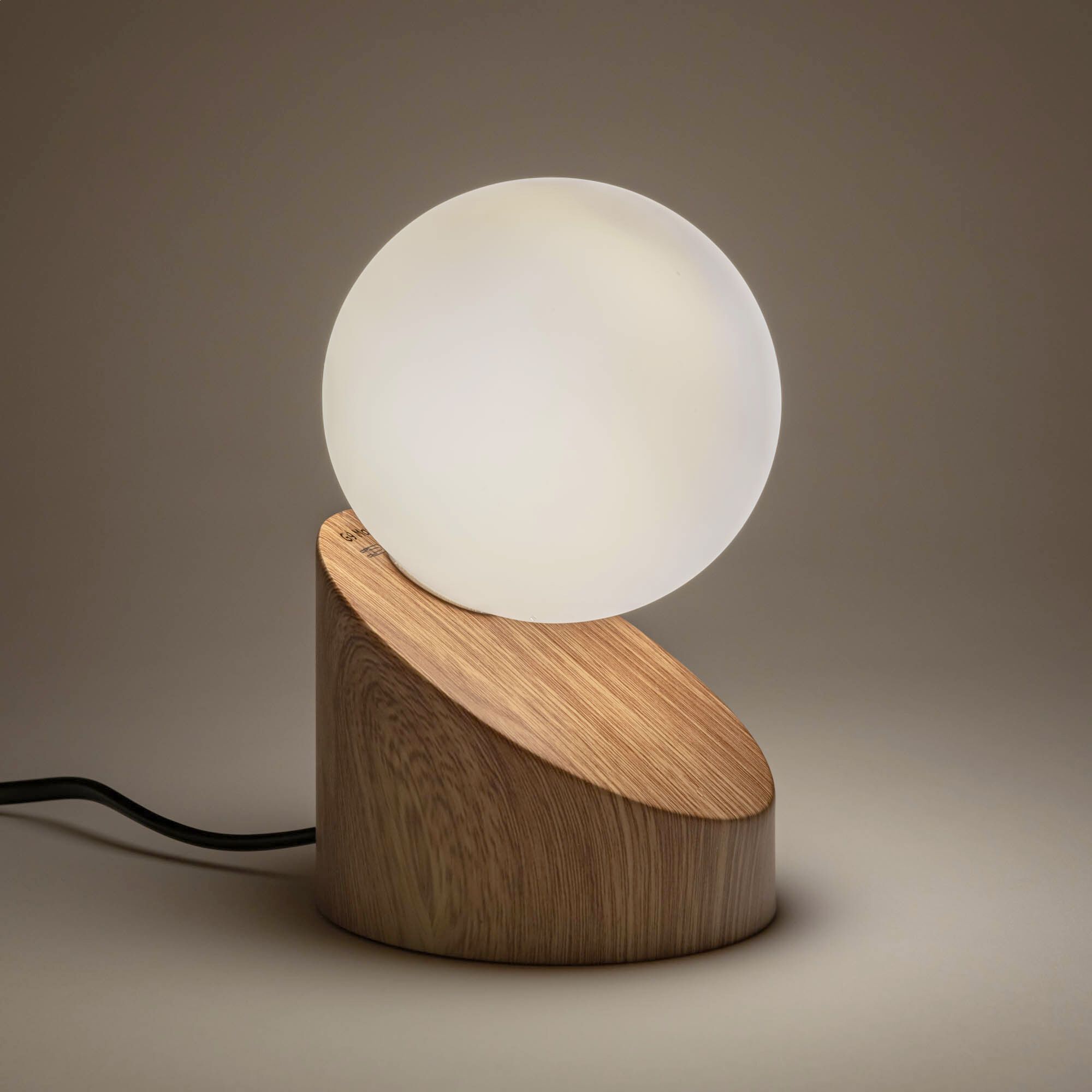 LEN - Lampe à poser tactile en fer effet bois clairH16cm- naturel