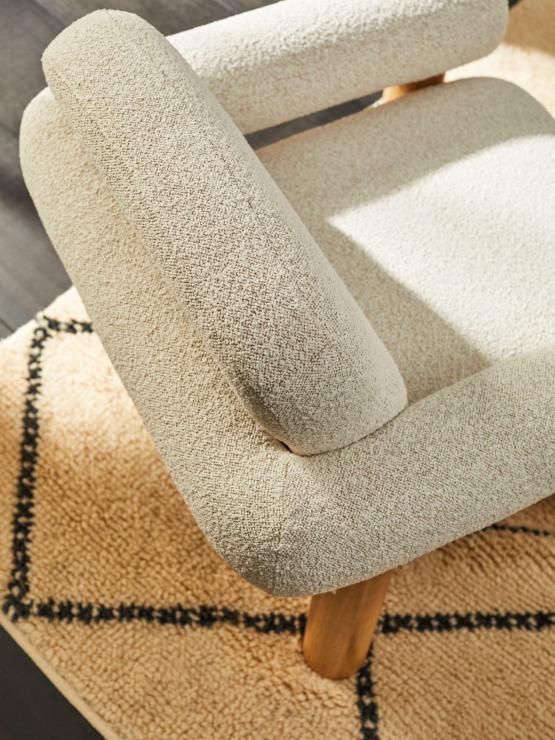Maxton Chair in Pax Boucle Off White