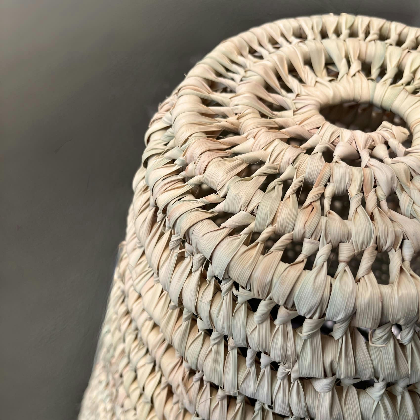 - Abat-jour cône feuilles de palmier osier naturel 50x40 cm