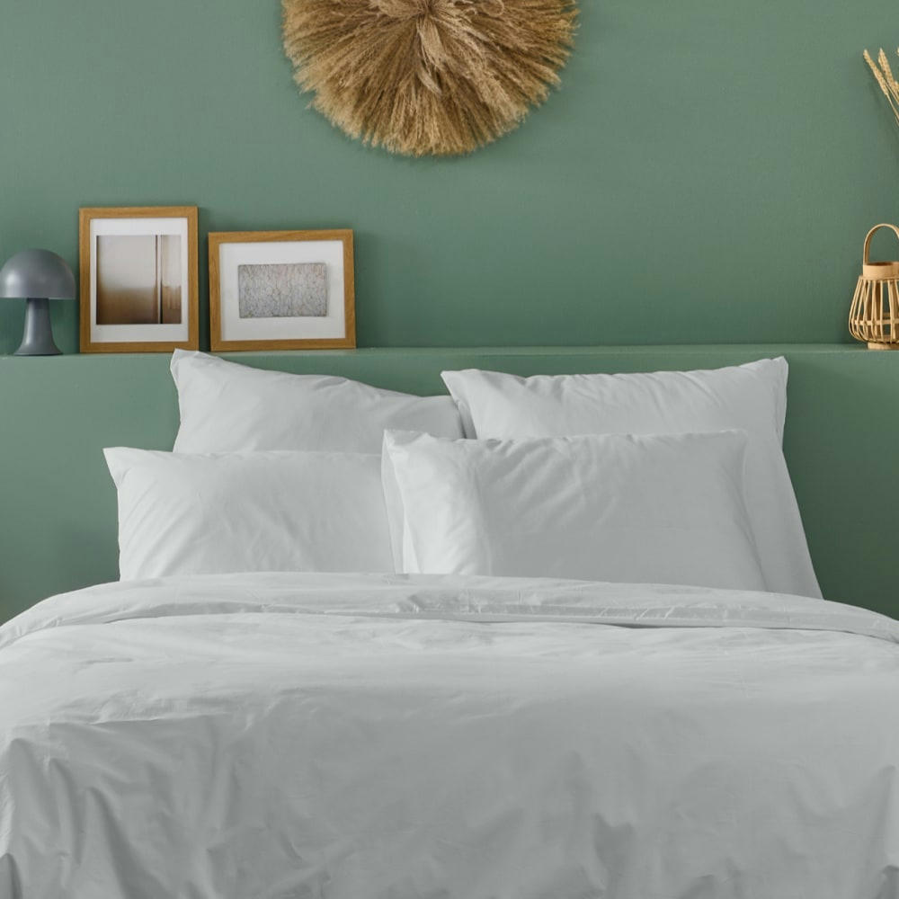 - Taie d'oreiller unie en percale de coton gris clair 50x75cm