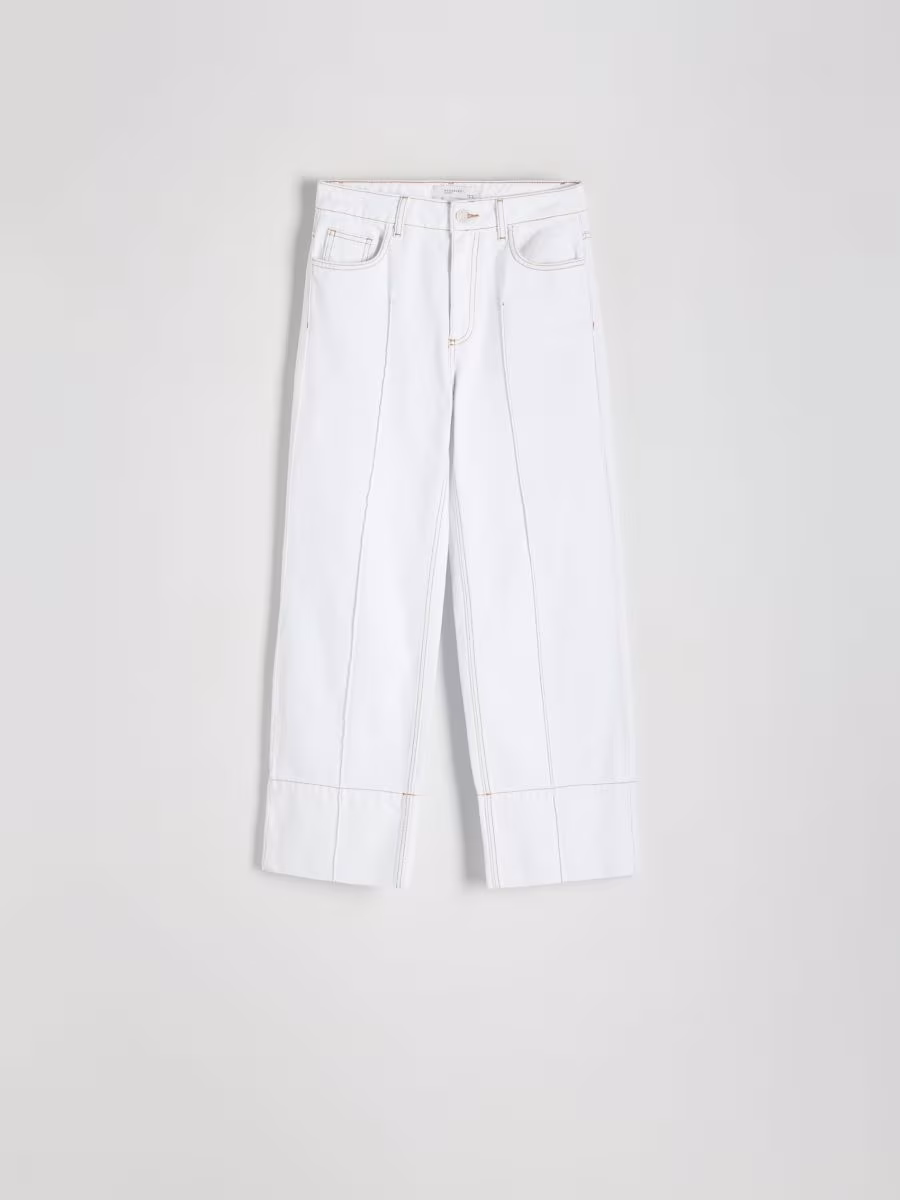Jeans With Stitching