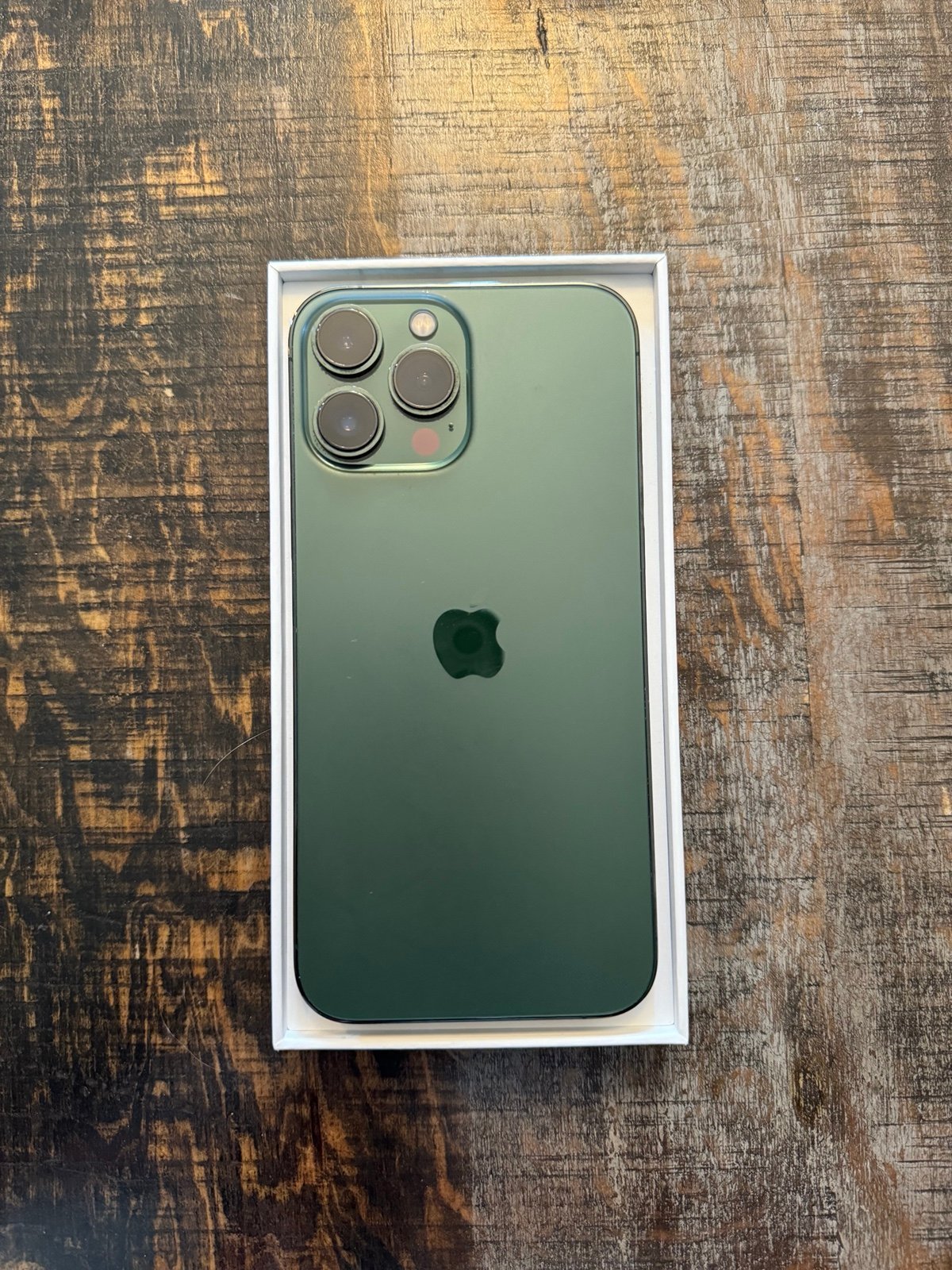 Apple iPhone 13 Pro Max 128 GB in Alpine Green