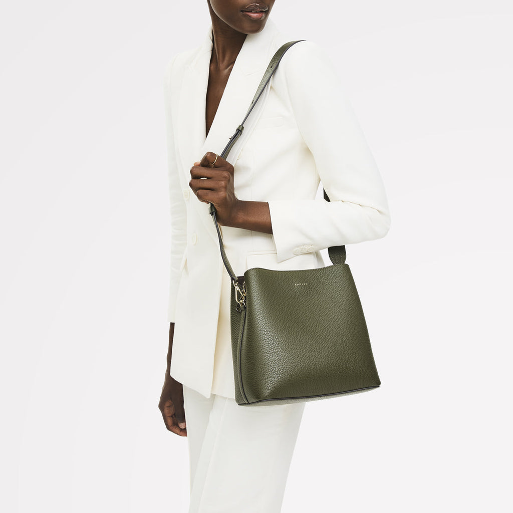 Dukes Place - Medium Compartment Cross Body Bag