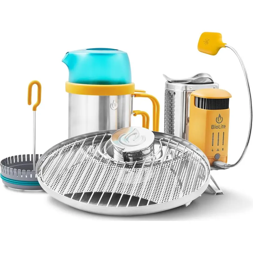 Campinggrill Set bestehend aus verschiedenen Artikeln CampStove