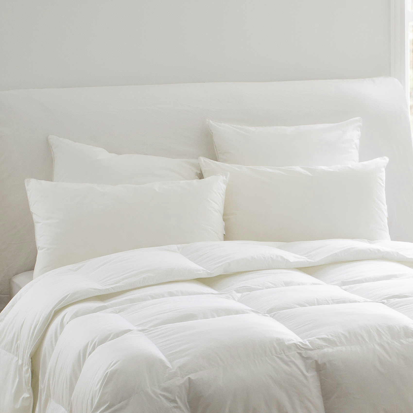 - Oreiller médium en 100% coton blanc 65x65 cm