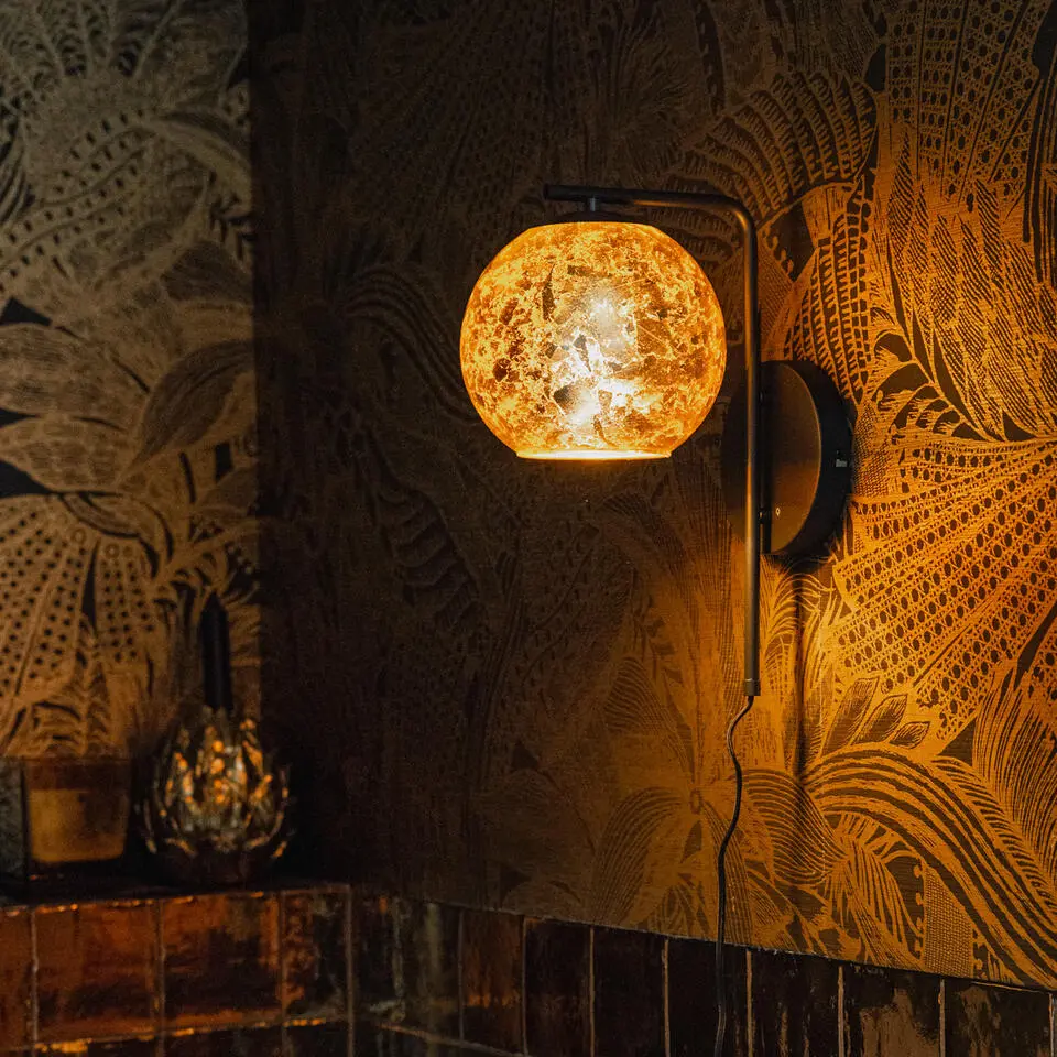 Qazqa wandlamp bert goudkleurig e27
