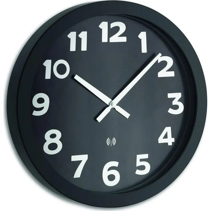 Wanduhr TFA