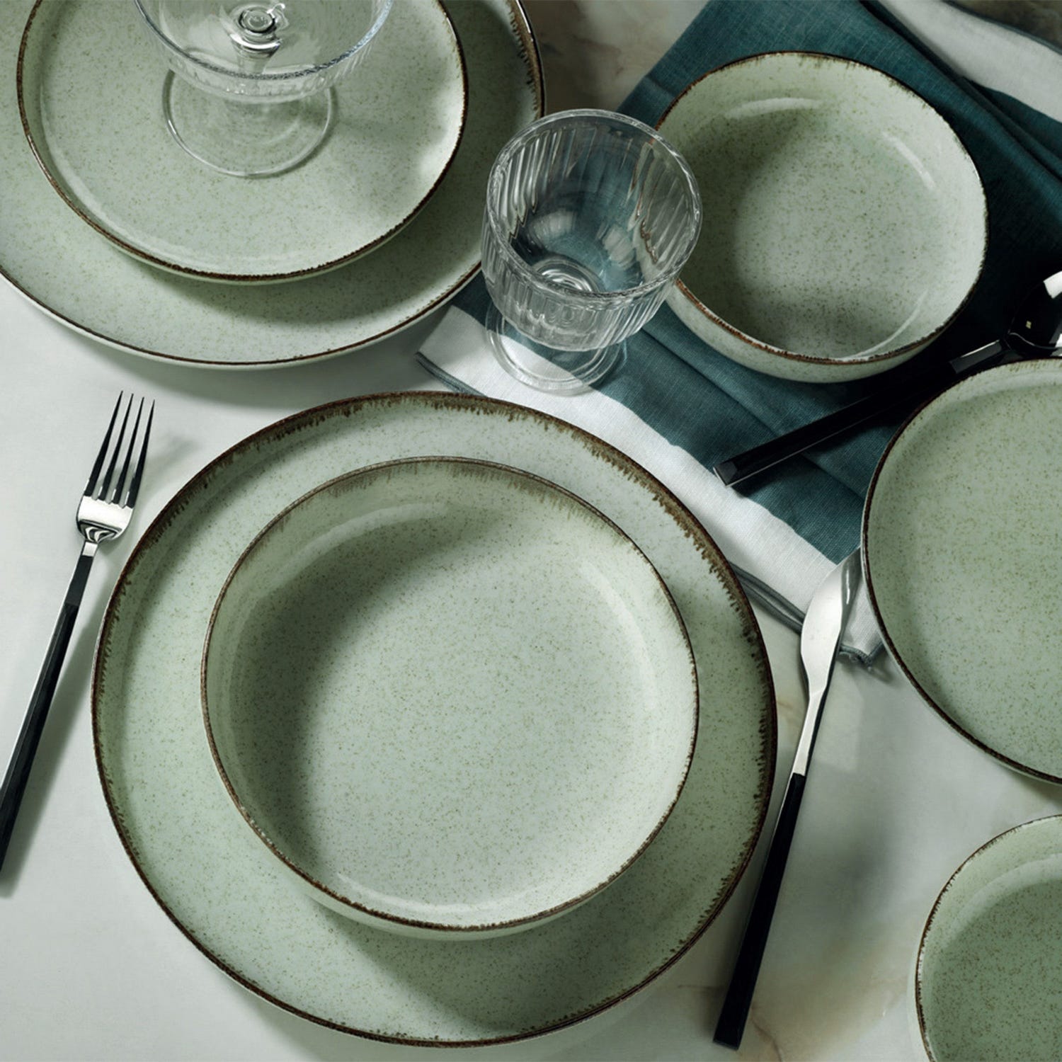Set 18 pezzi tavola verde chiaro