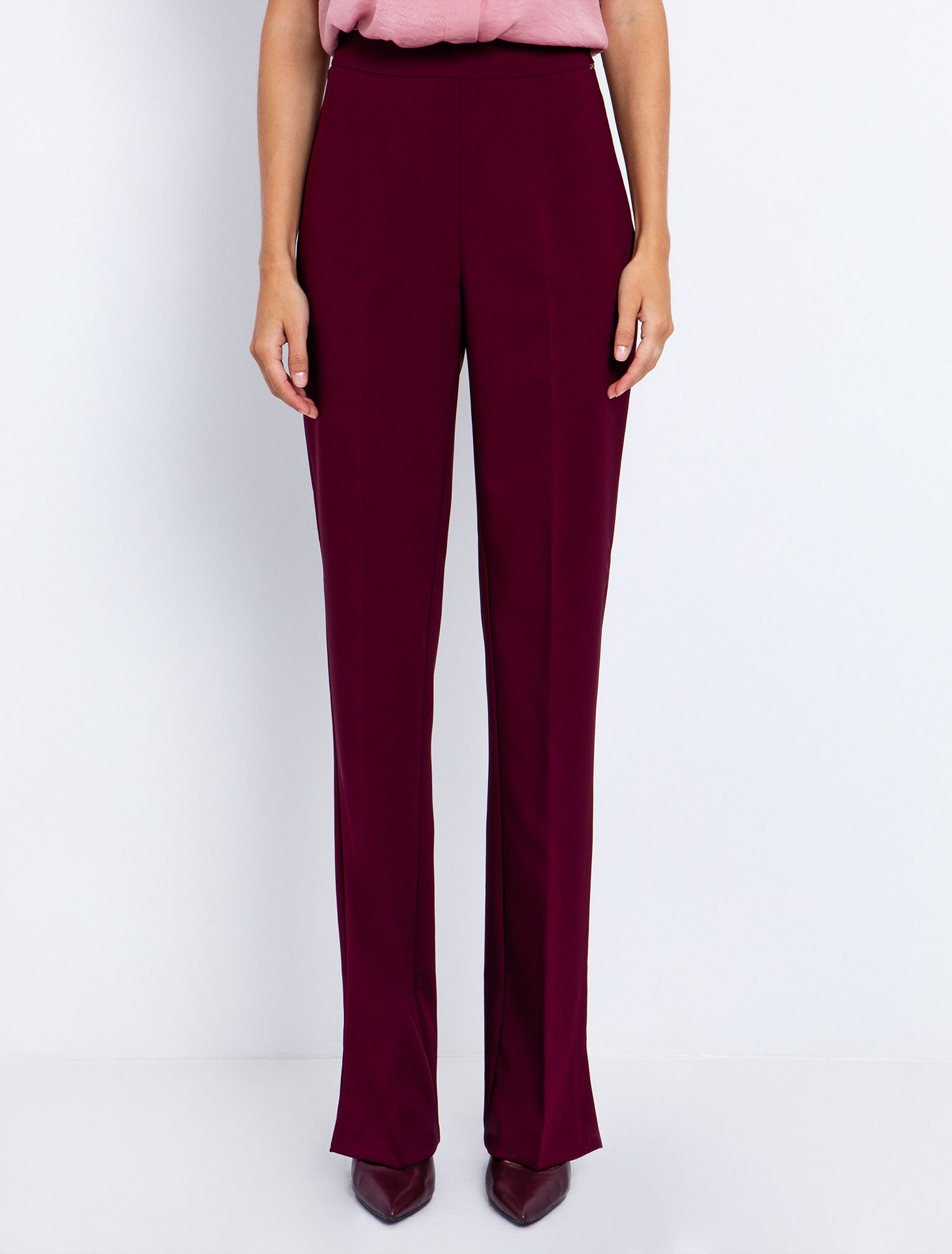 'Ισιο παντελόνι με άνοιγμα