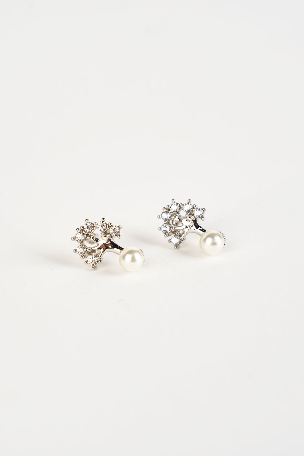 SVNX Diamante Cluster with Pearl Earring in Silver