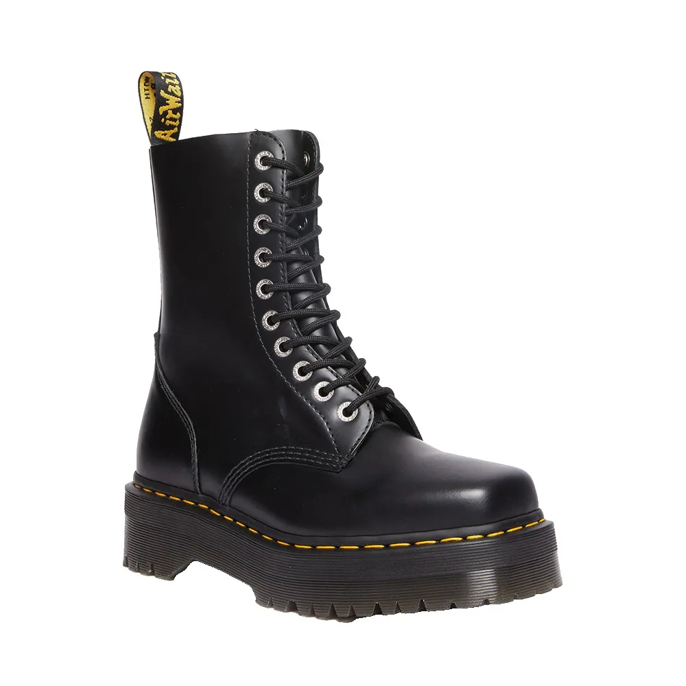 Dr Martens 1490 Quad boots