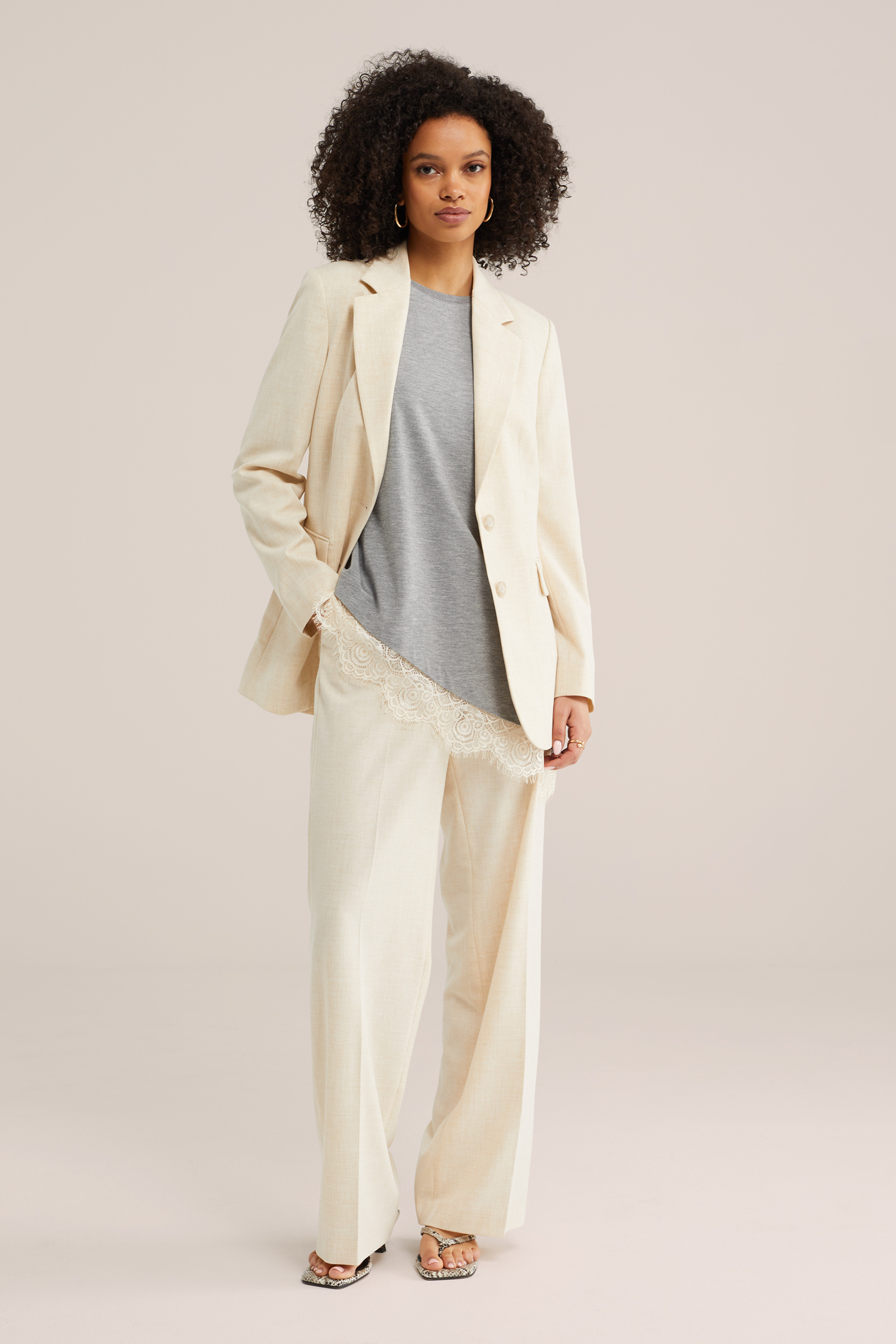 Dames asymmetrisch jersey T-shirt met kant