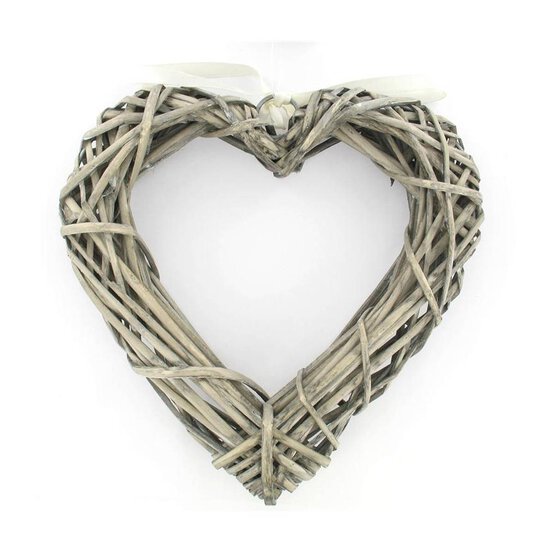 Wicker Heart Wreath 25cm x 25cm
