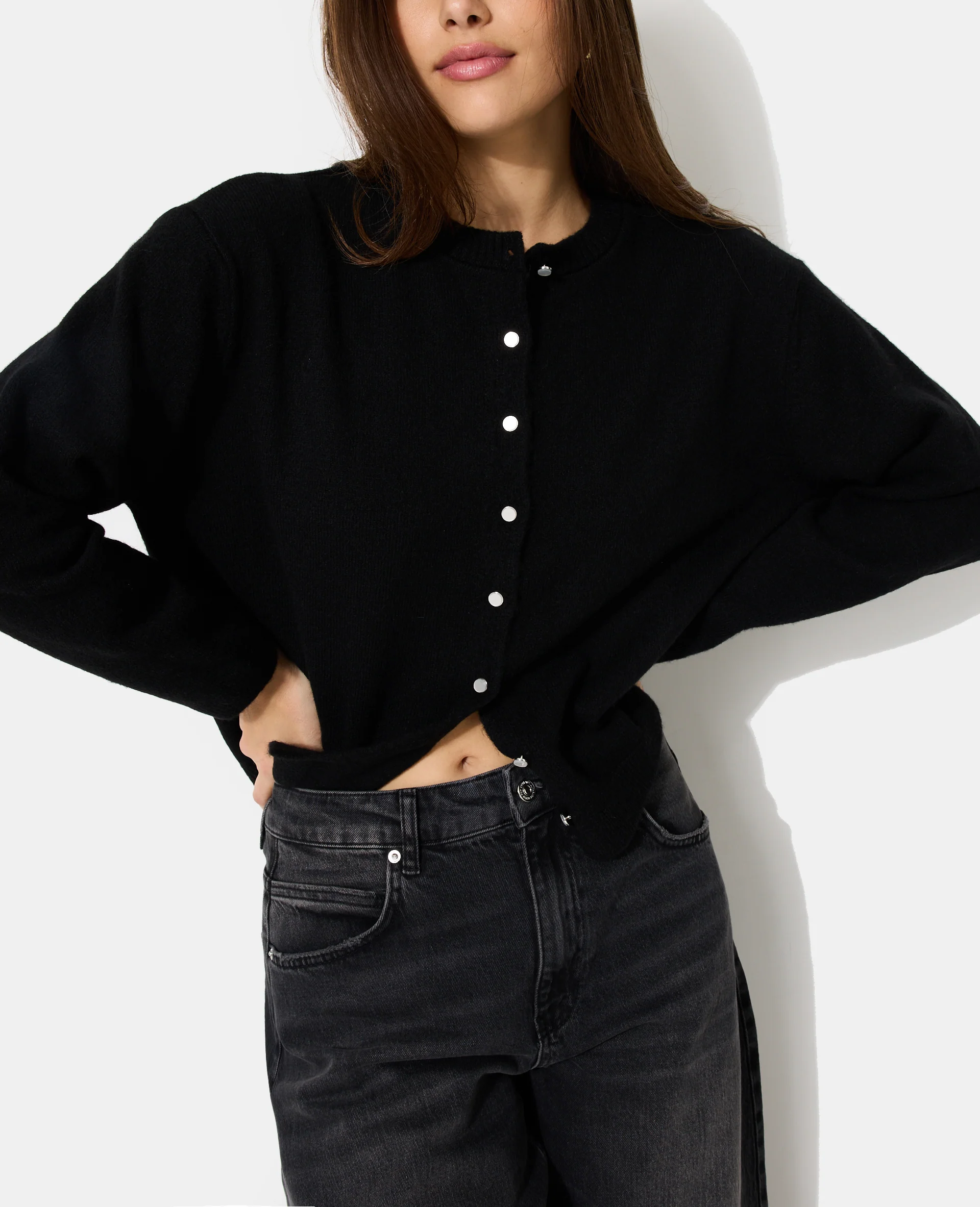 Gilet col rond avec boutons effet nacre