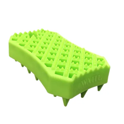 WAHL® Sheddy Rubber Brush