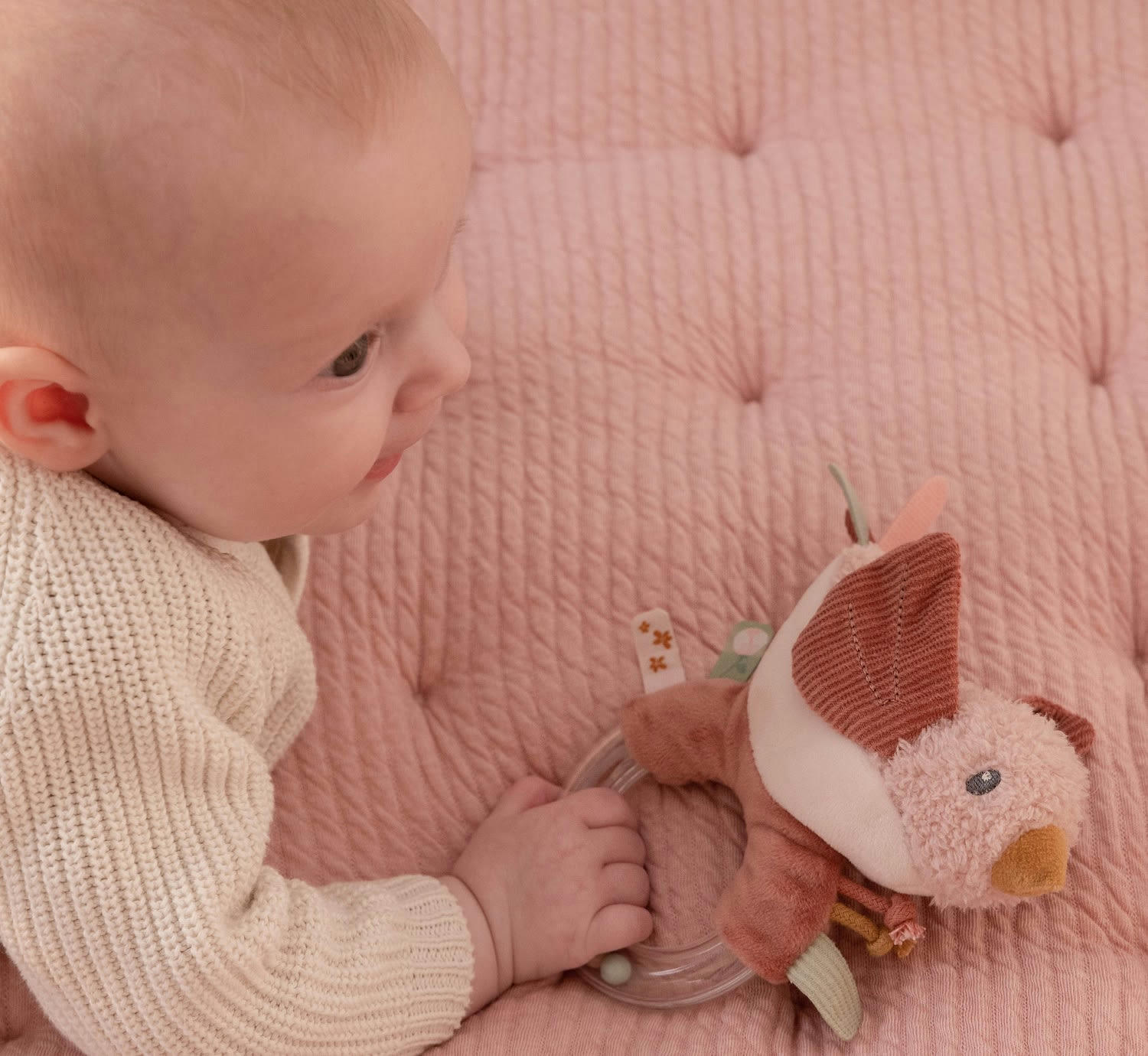 - Hochet anneau Oiseau Flowers Butterflies