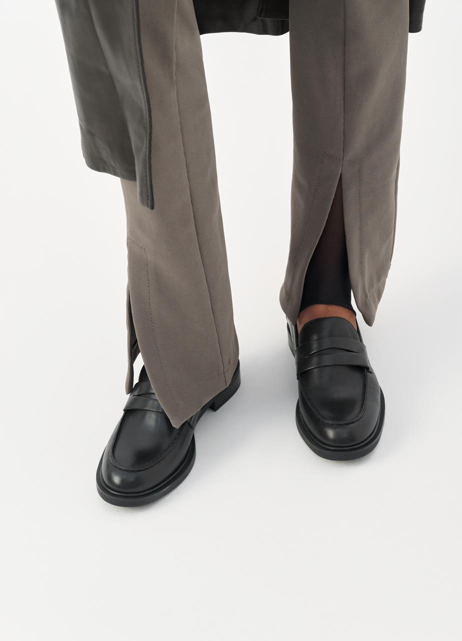 Amina Loafers