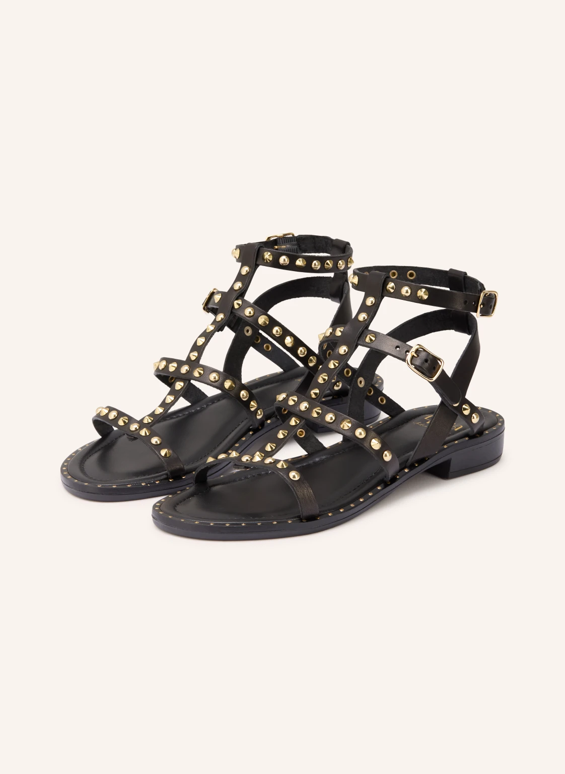 È MIA Sandalen mit Nieten