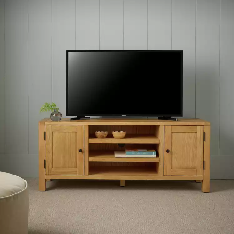 Habitat Finchley 2 Door TV Unit - Natural