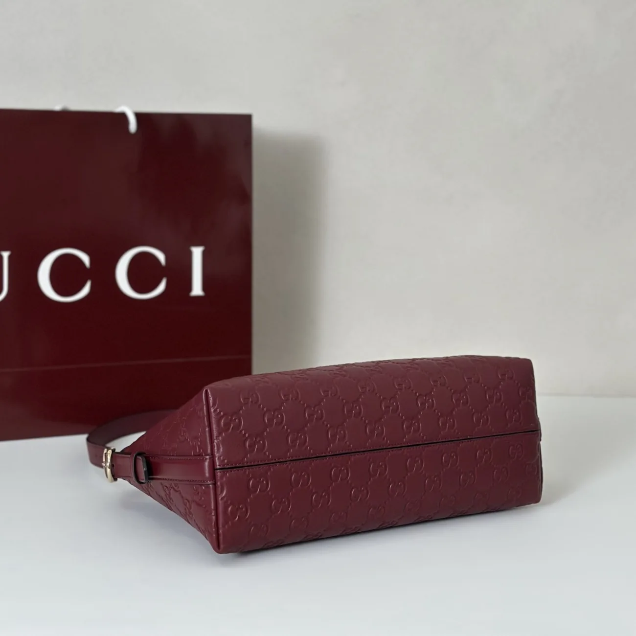 Gucci GG Emblem Medium Shoulder Bag in Leather