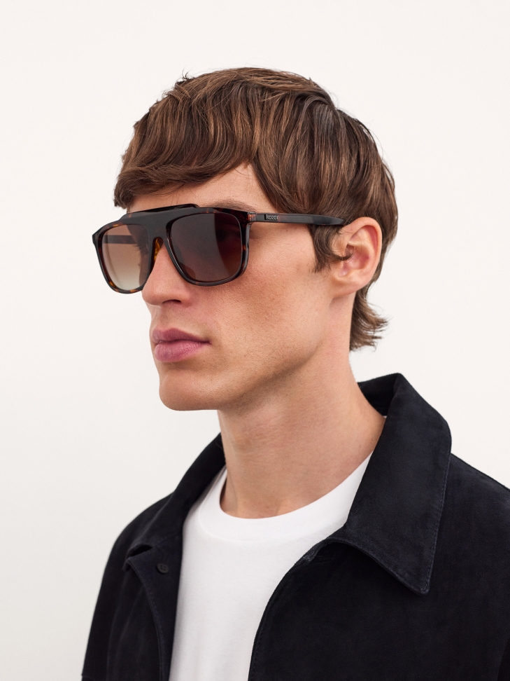 Brown polarized sunglasses