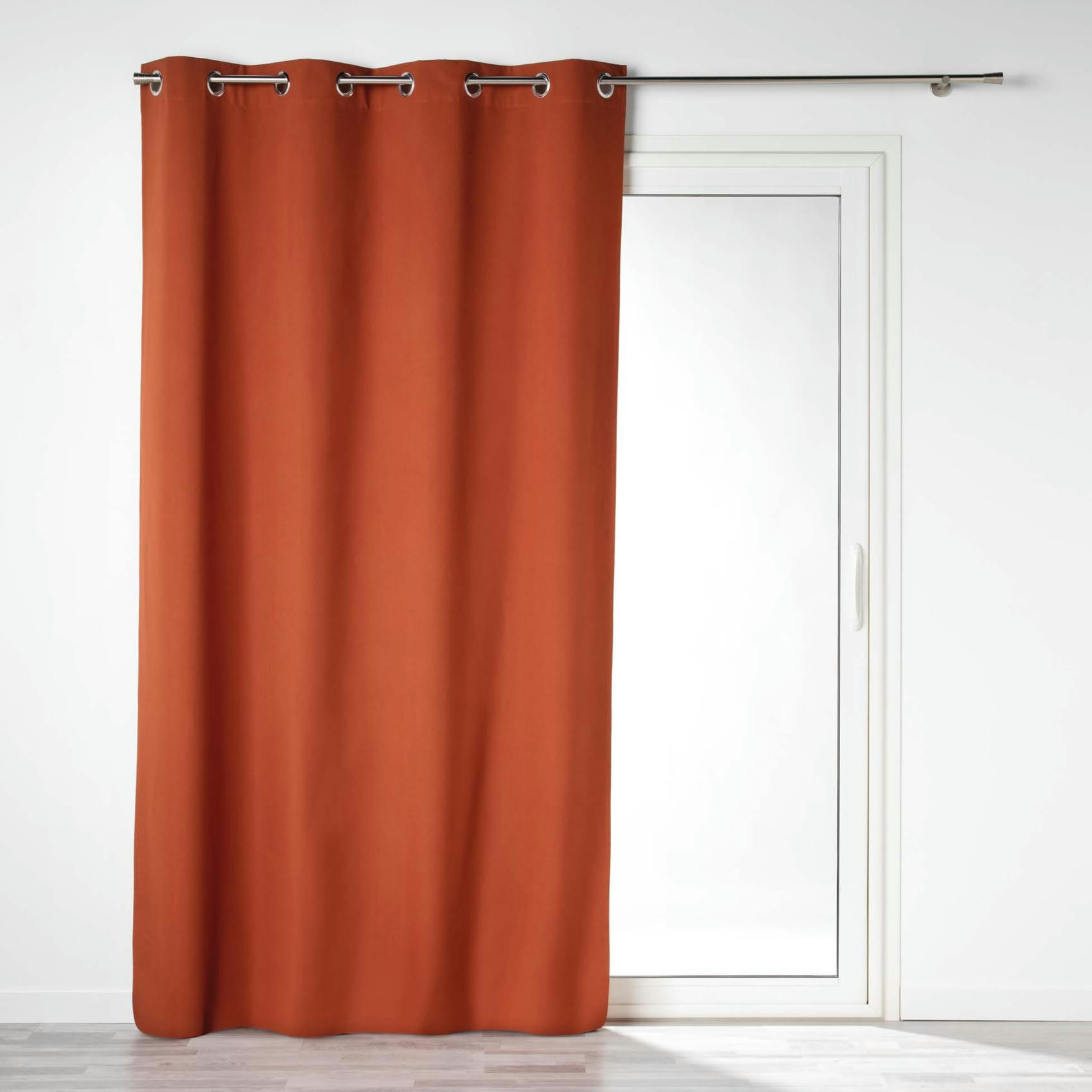 - Rideau 100% occultant en microfibre polyester terracotta 140x260 cm