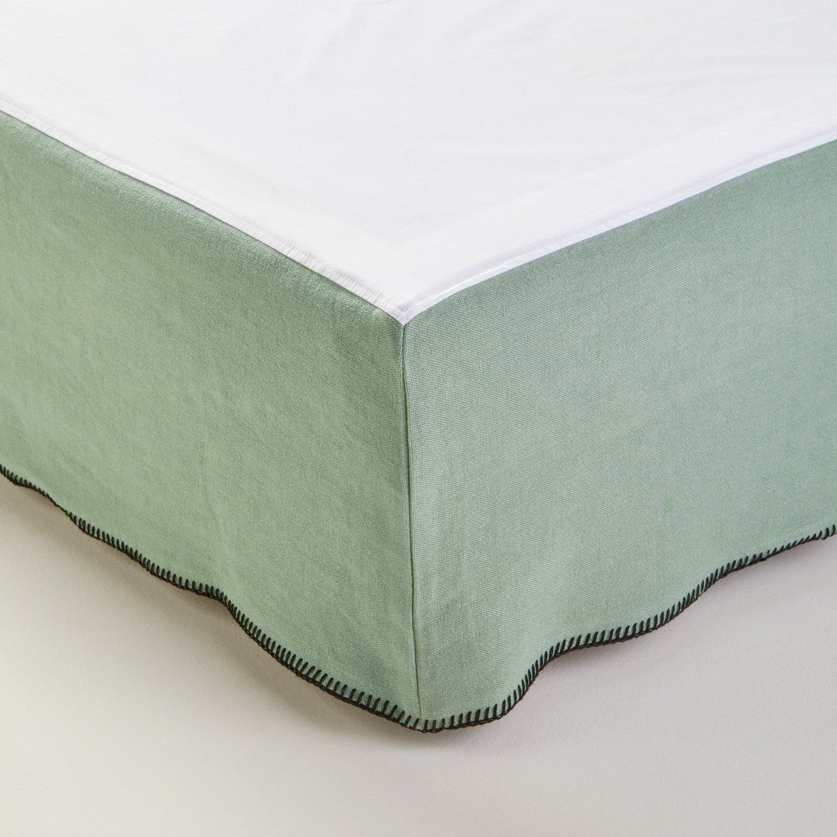 Madura Hoes voor boxspring Nino groen van grijs en zwarte slinger 140x200 cm