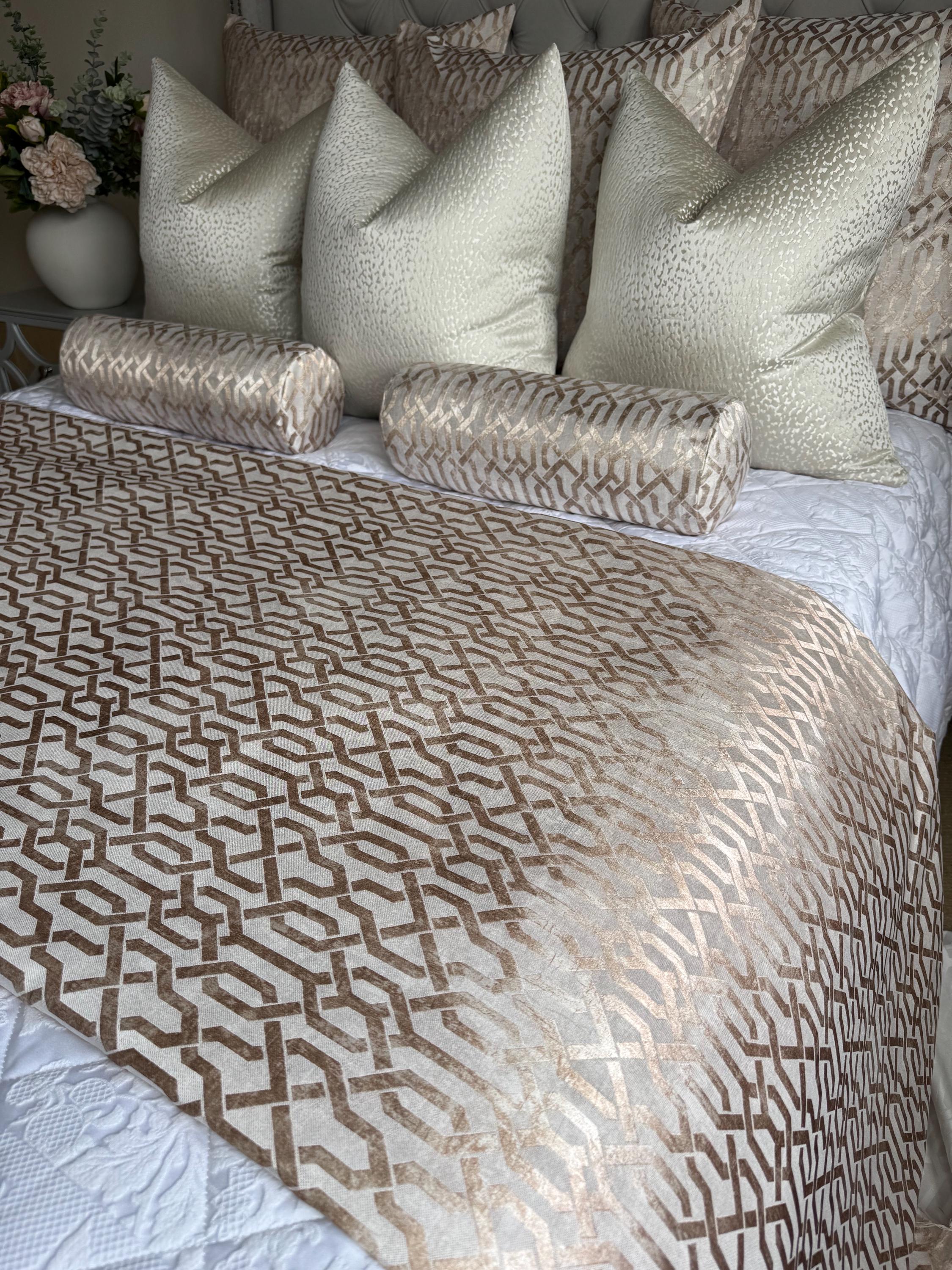 Handmade Geometric Gold Bed Runner: Luxury Bedding Scarf