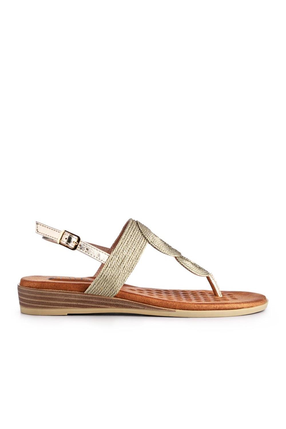 Pavers Buckled Toe Post Sandals