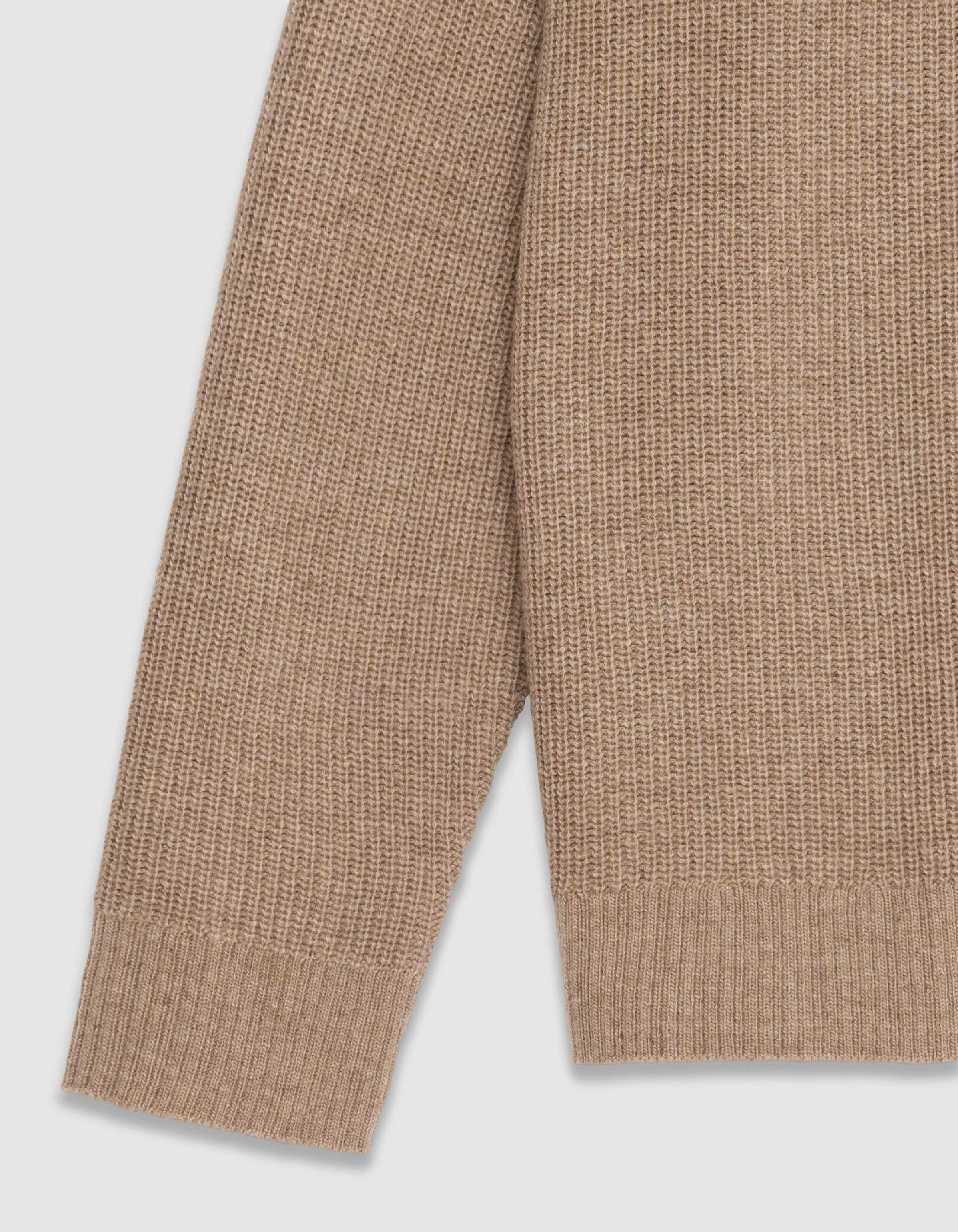 Cardigan beige tricot boutonné encolure V Homme