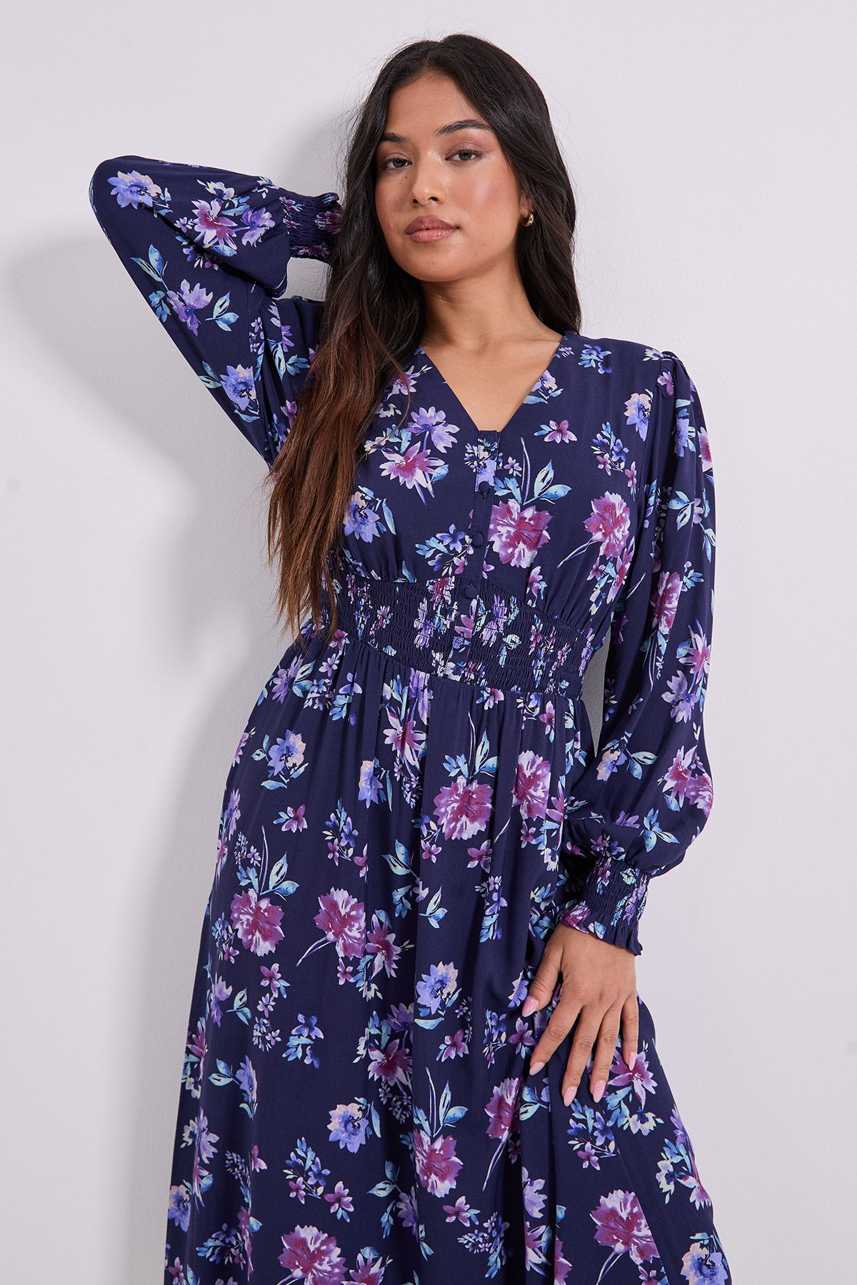 Dorothy Perkins Petite V Neck Button Front Detail Printed Midi Dress