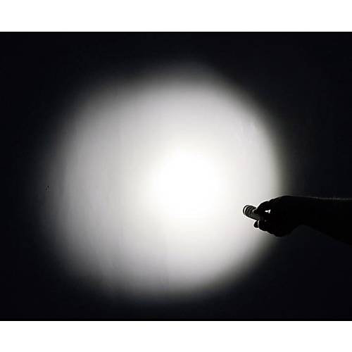 AccuLux 200L Lampe de poche LED à piles 200 lm, 124 g, boîtier aluminium