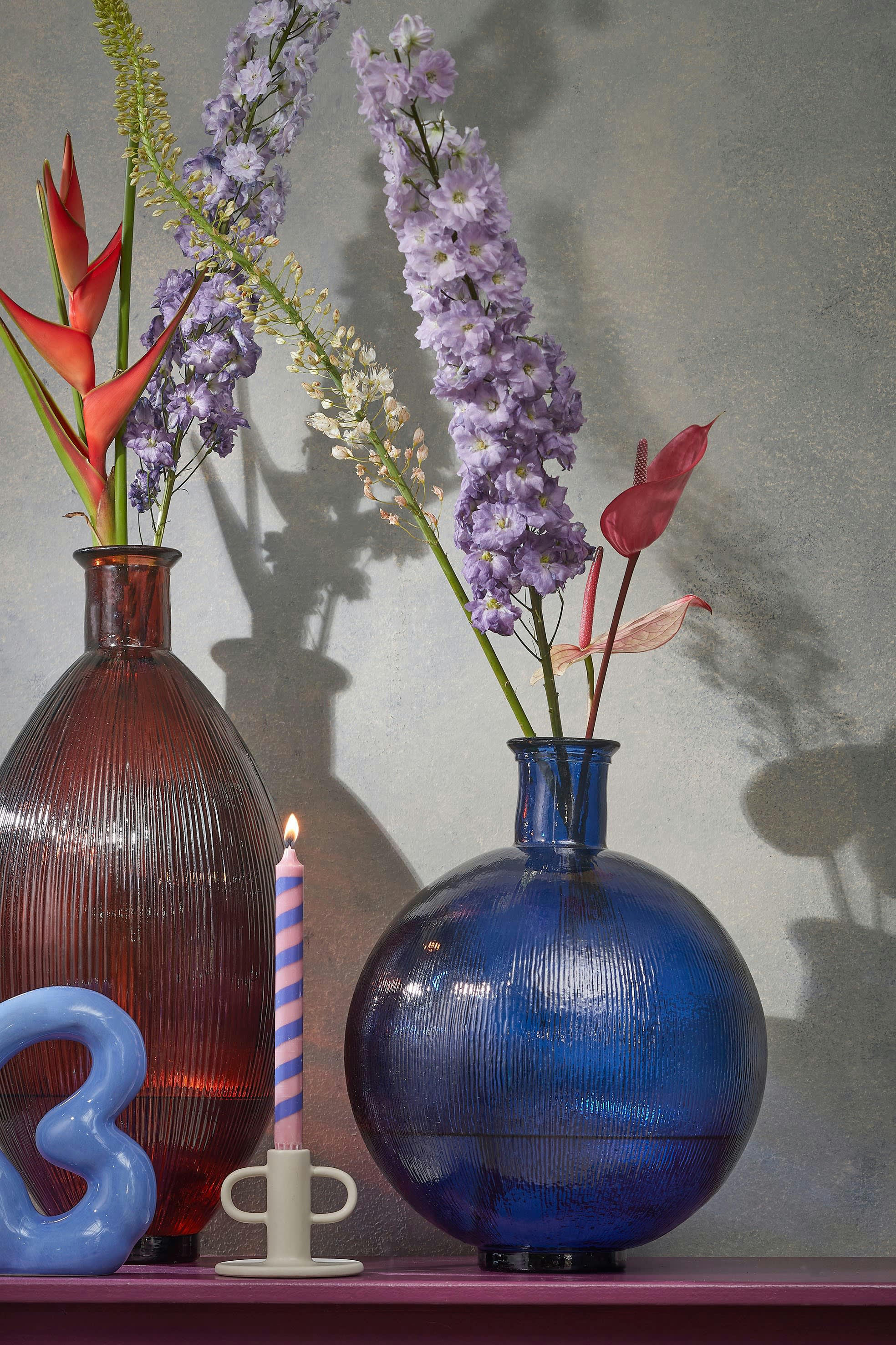 FIRENZA - Vase bouteille en verre recyclé bleu foncé H42